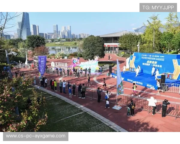 马拉松赛道增设互动补给站提升粉丝体验 马拉松赛道增设互动补给站提升粉丝体验