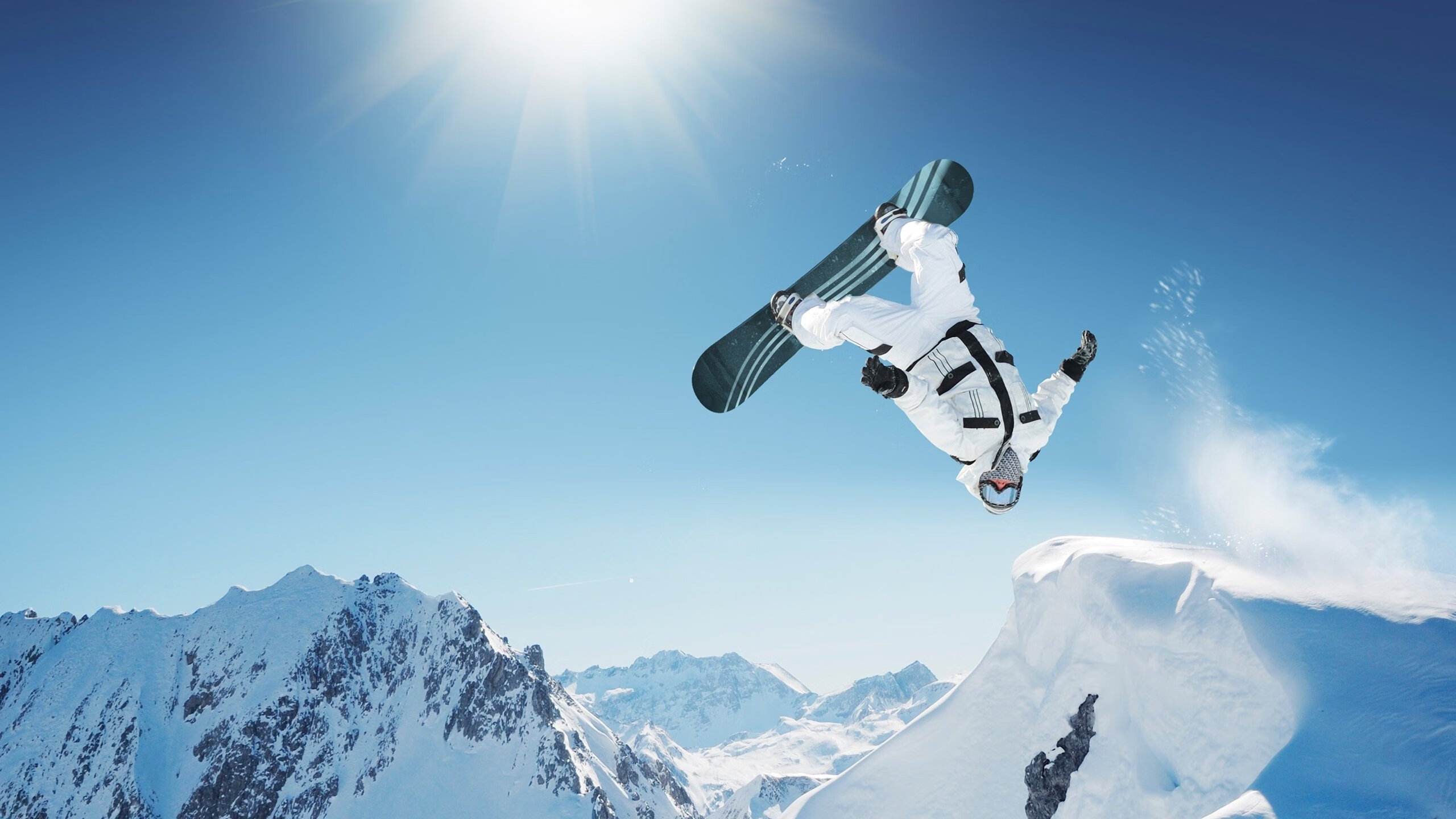 Emma Raducanu奇迹逆转夺冠,青少年新星崛起